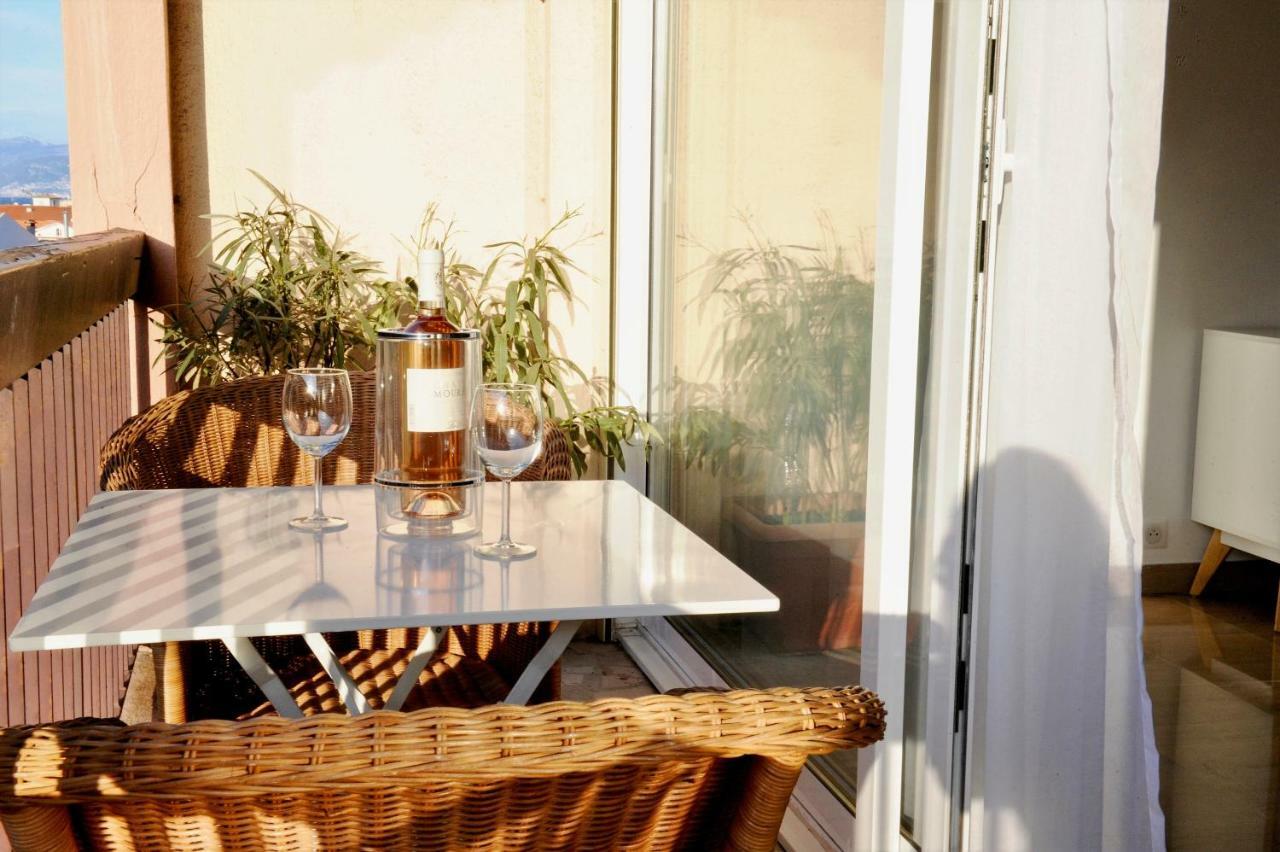 Roi Chevalier Apartment Antibes Bagian luar foto